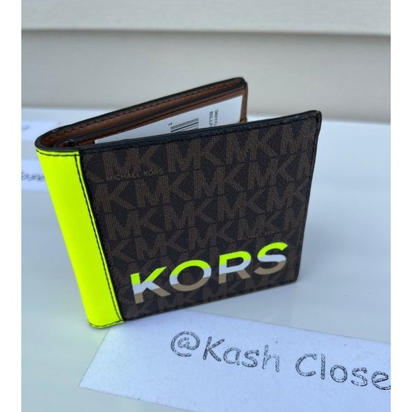 Michael Kors Cooper Mens Wallet Billfold Logo and Faux Leather -Brown - Picture 1 of 8